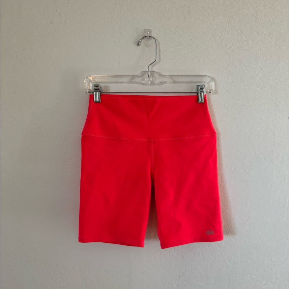 Women's ALO Yoga High Waist Biker Shorts (Hot Red)